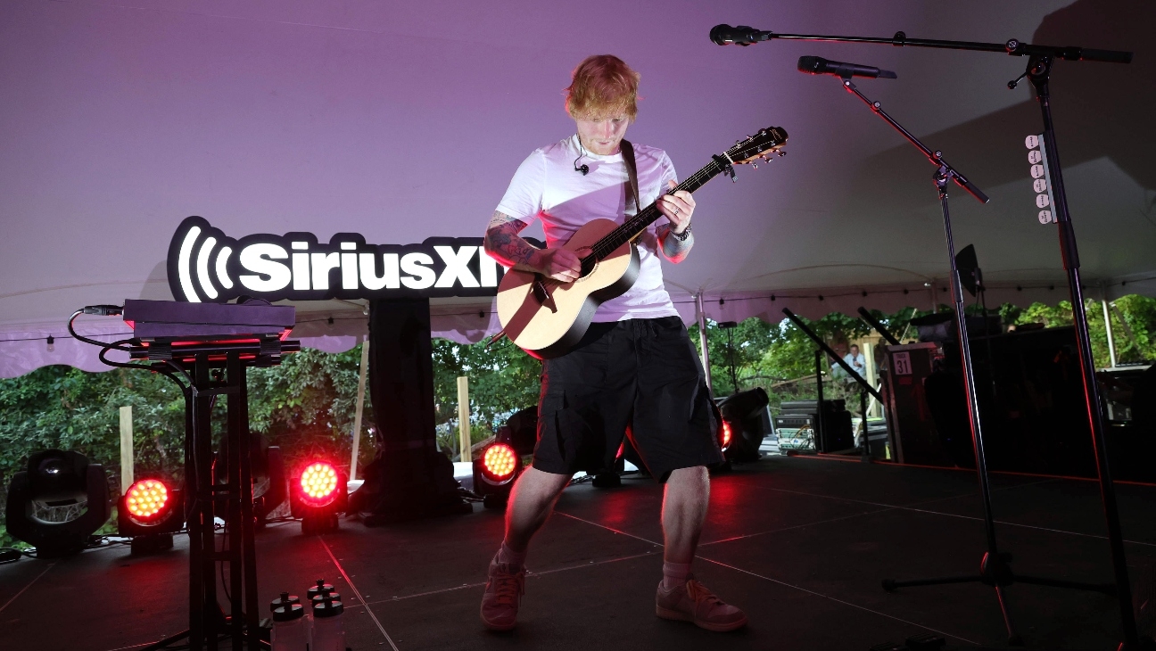 Ed Sheeran Rocks Out For A List Crowd At SiriusXM Concert In Amagansett