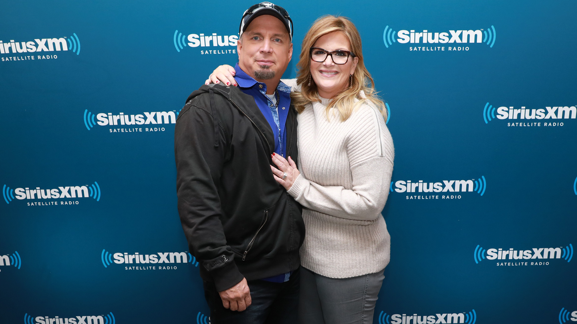 Hear Garth Brooks Upcoming Inside Studio G Special With Trisha Yearwood On SiriusXM