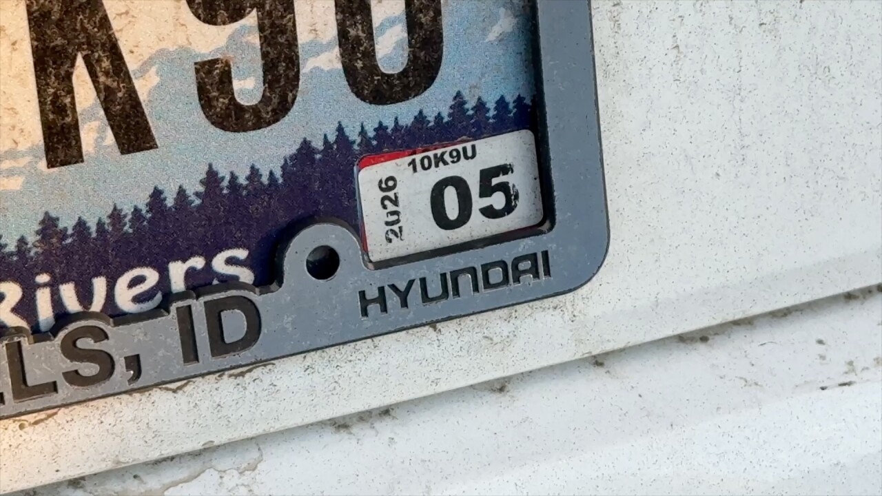 Police Concerned Over Bill That Could Eliminate Car Registration Stickers