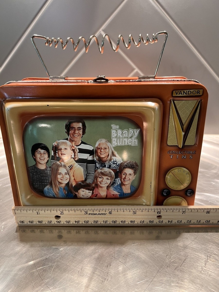 Raymond Burr Pluto Tv Watch Original Perry Mason Wizard Of Oz Lunchbox TV By Vandor Collectible Raymond Burr Pluto Tv Watch Original Perry Mason Wizard Of Oz Lunchbox TV By Vandor Collectible