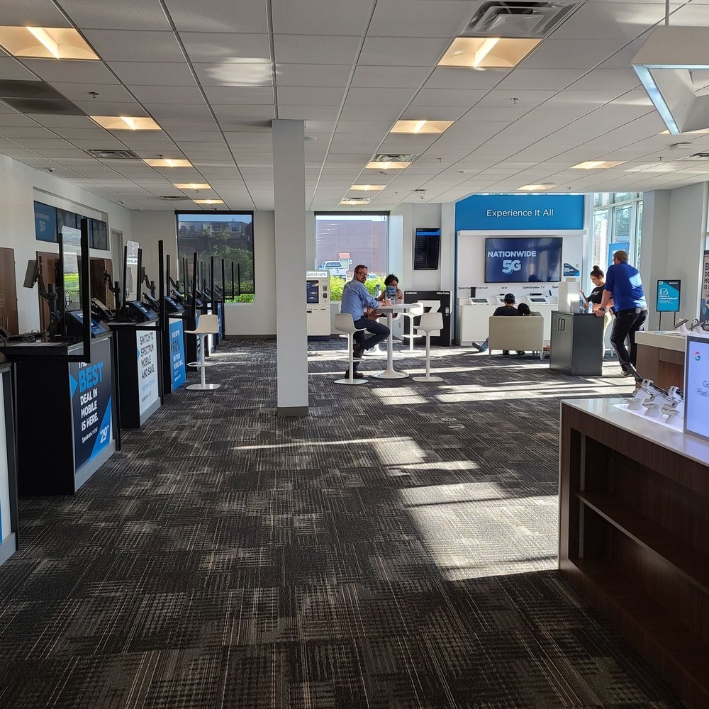 SPECTRUM Updated February 2026 13 Photos 72 Reviews 2450 Nicholasville Rd Lexington Kentucky Internet Service Providers Phone Number Yelp SPECTRUM Updated February 2026 13 Photos 72 Reviews 2450 Nicholasville Rd Lexington Kentucky Internet Service Providers Phone Number Yelp