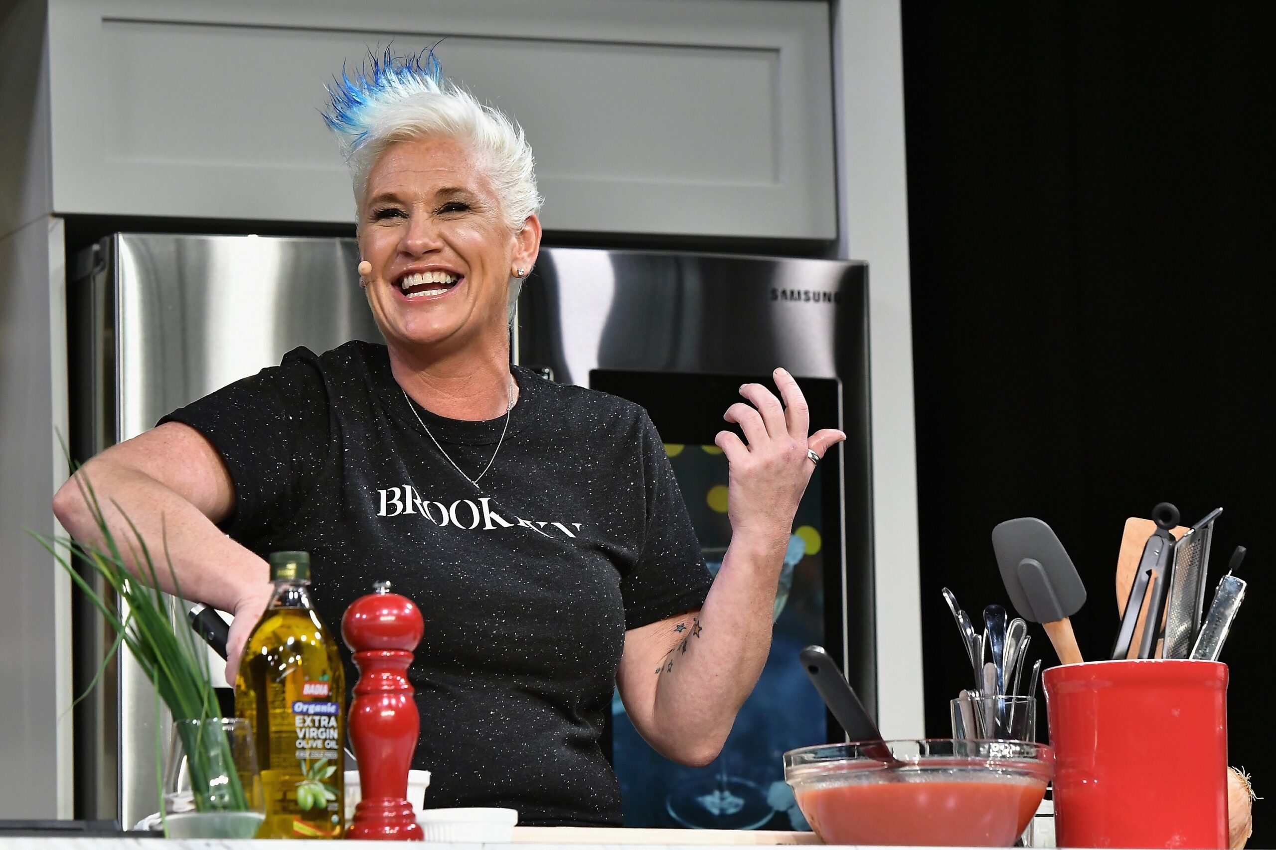 Watch Worst Cooks In America Season 29 Free With Host Anne Burrell