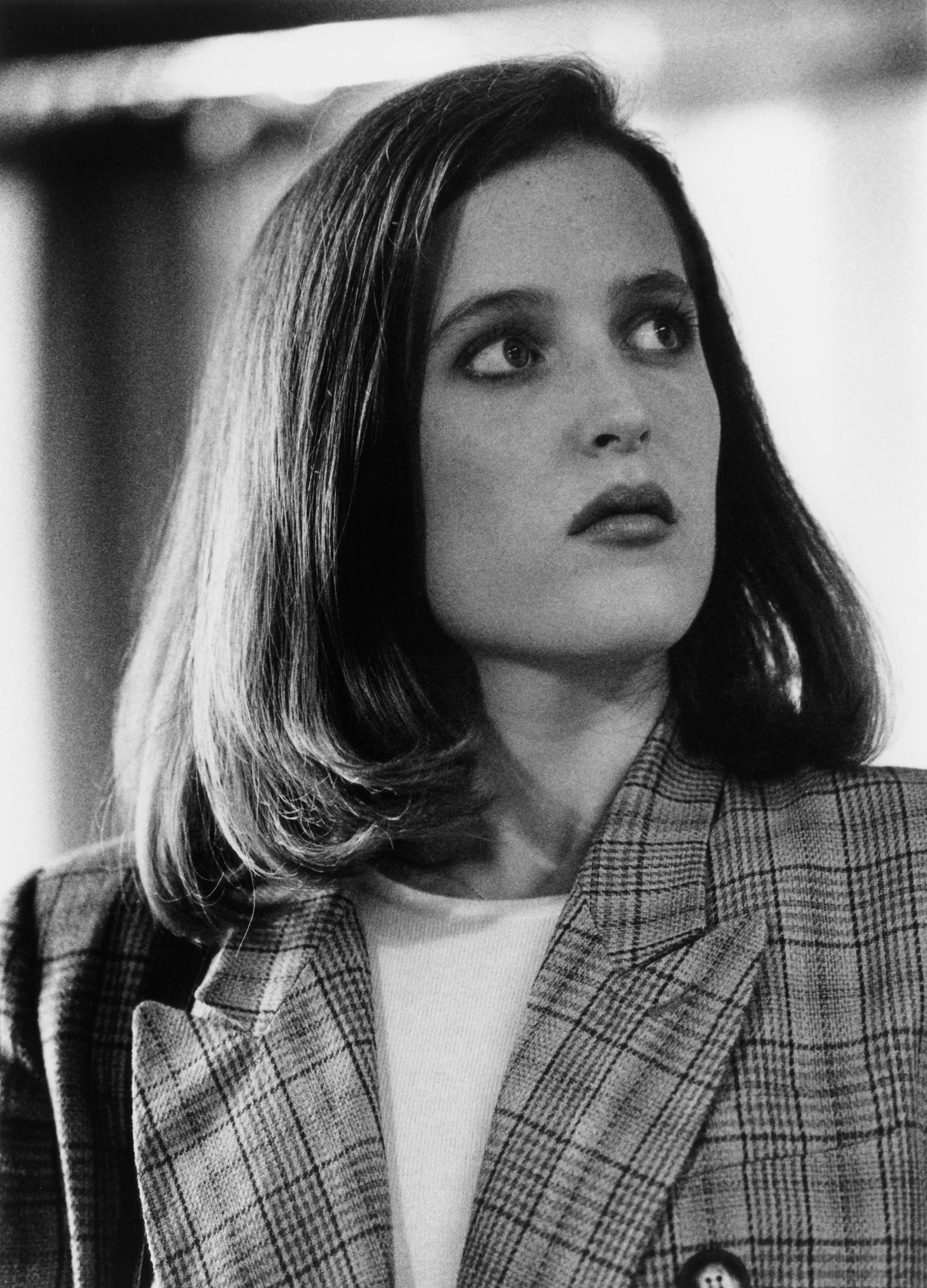 X Files Season 1 Episodes 1 5 Hexebart s Well